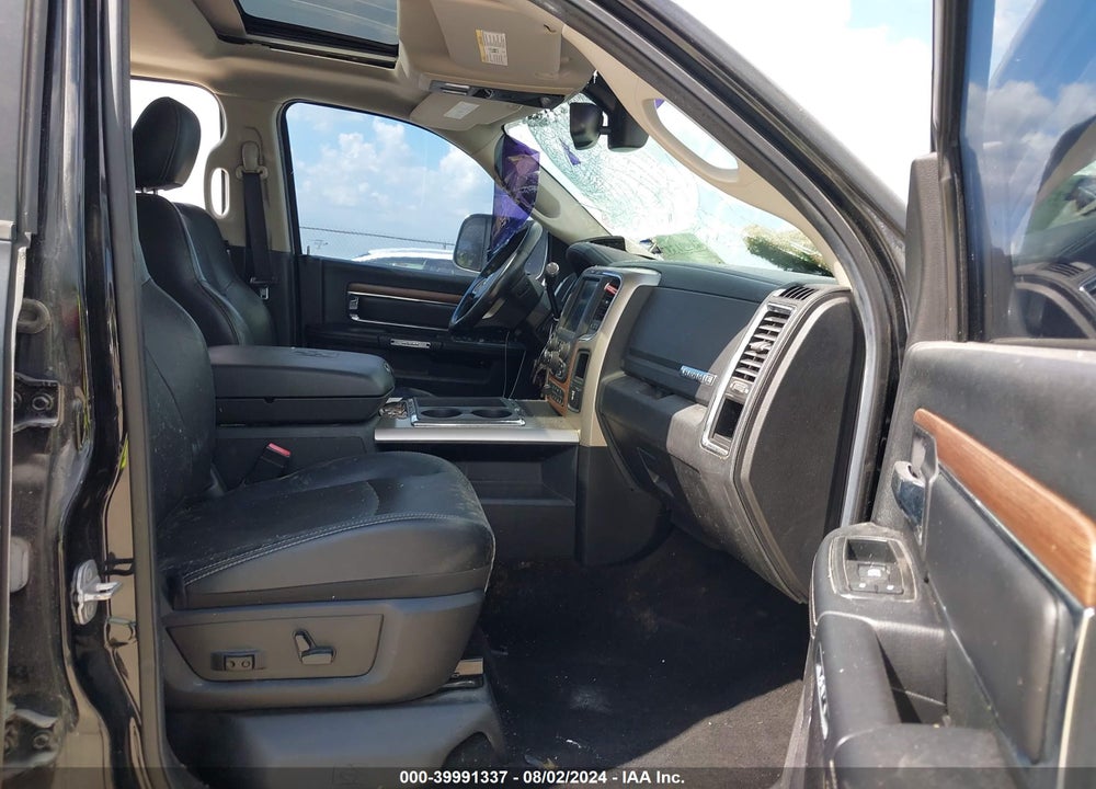 2014 RAM 2500 LAIE VIN: 3C6UR5FL7EG122757