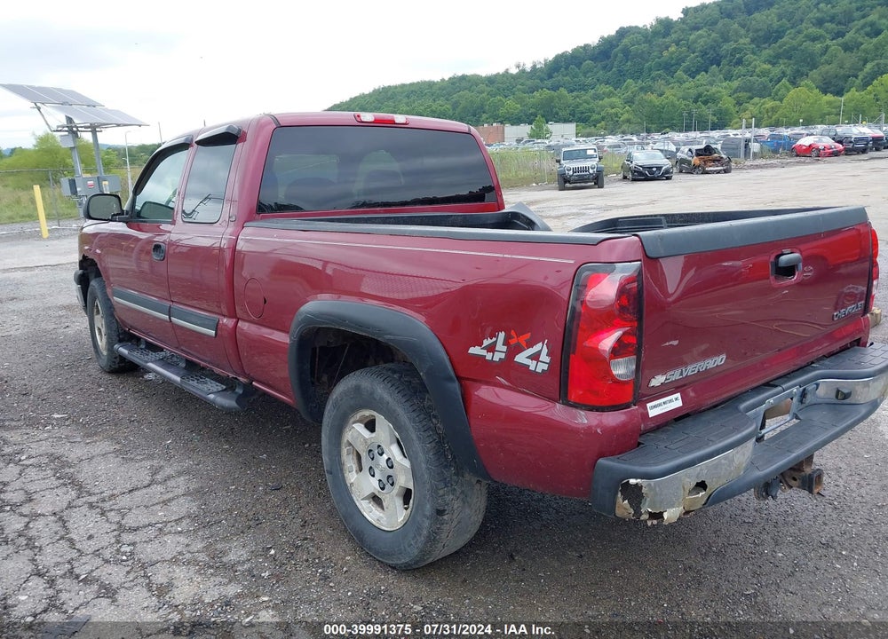 2004 CHEVROLET SILVERADO 1500 LT VIN: 1GCEK19T24E379000