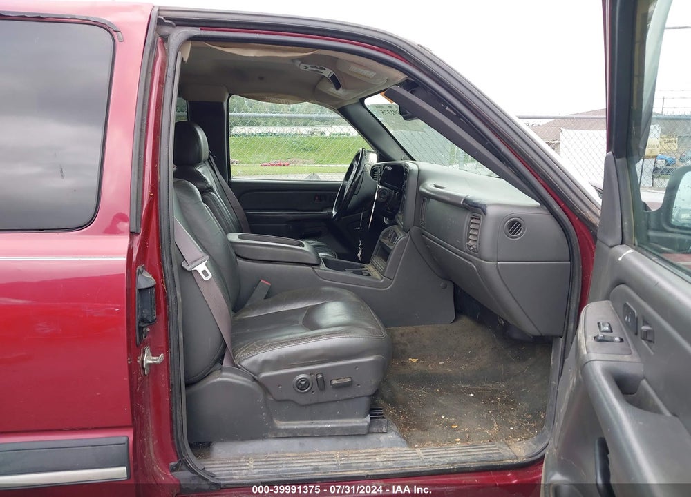 2004 CHEVROLET SILVERADO 1500 LT VIN: 1GCEK19T24E379000