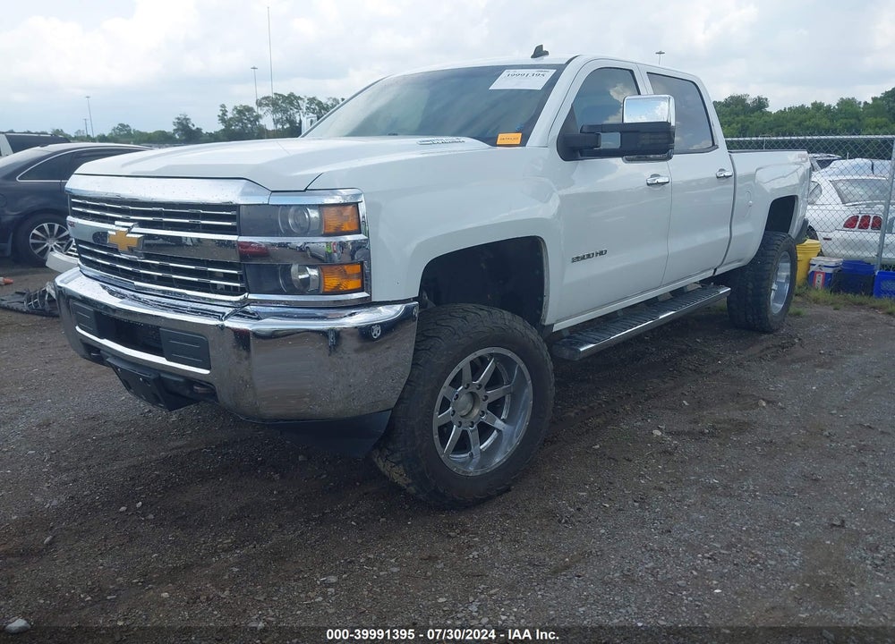 2015 CHEVROLET SILVERADO 2500HD LT VIN: 1GC1KVE80FF197638