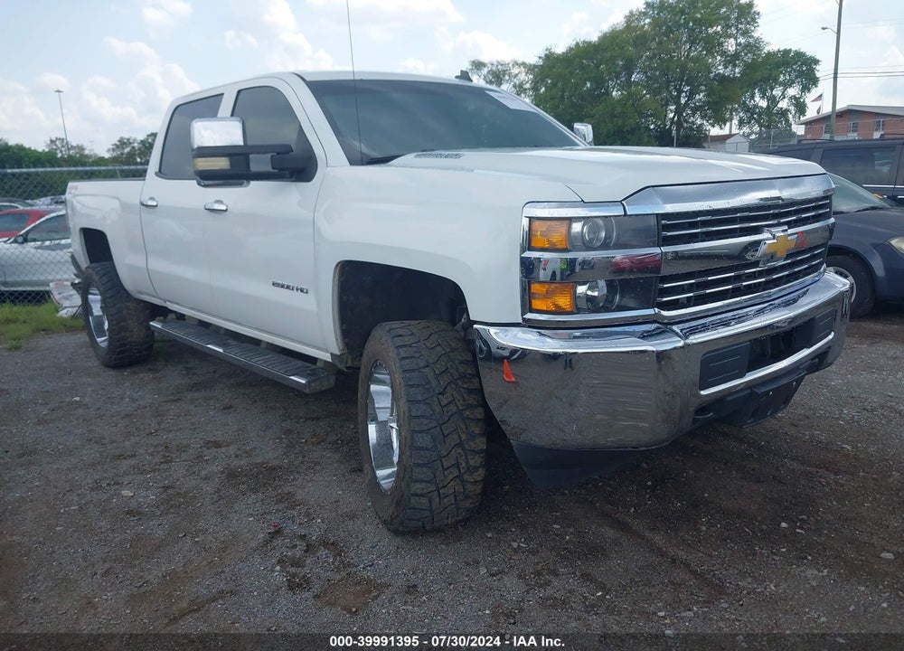 2015 CHEVROLET SILVERADO 2500HD LT VIN: 1GC1KVE80FF197638