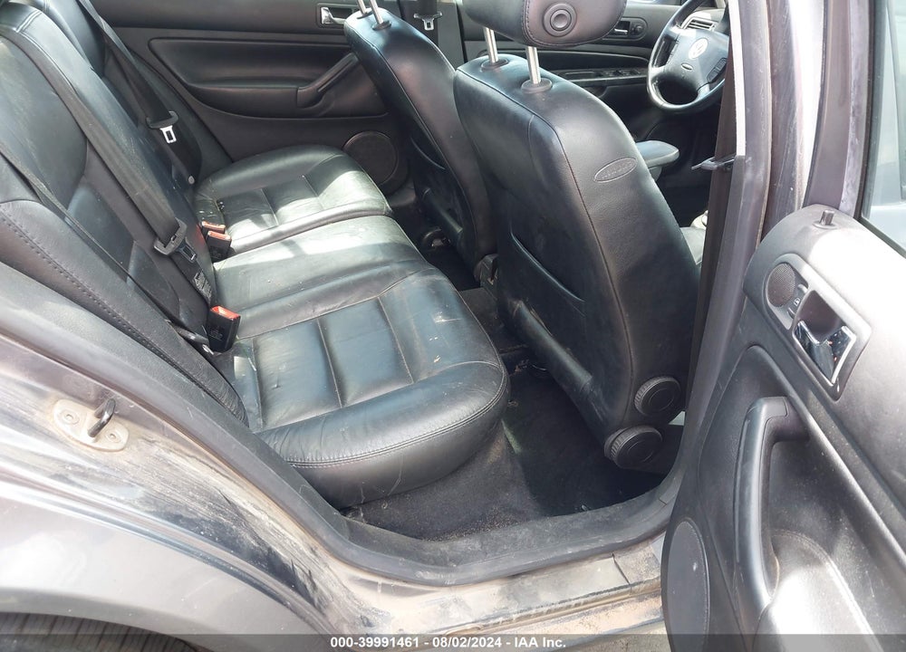 2004 VOLKSWAGEN JETTA GLS TDI VIN: 3VWSR69M24M083793