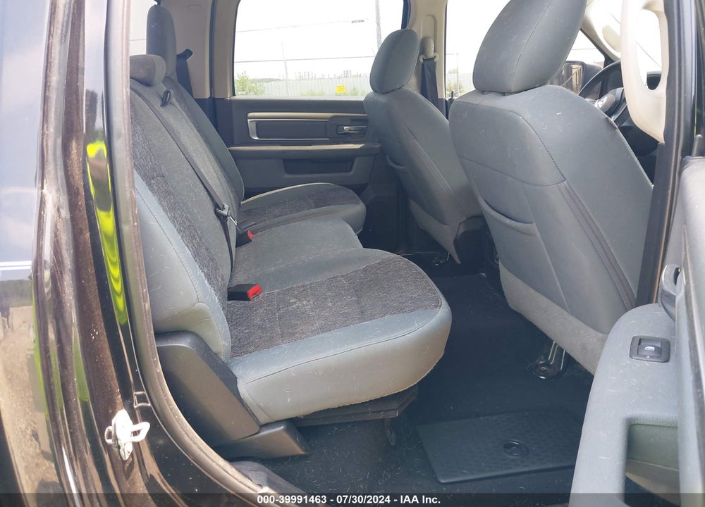 2018 RAM 1500 BIG HORN 4X4 5'7 BOX VIN: 3C6RR7LT4JG266329