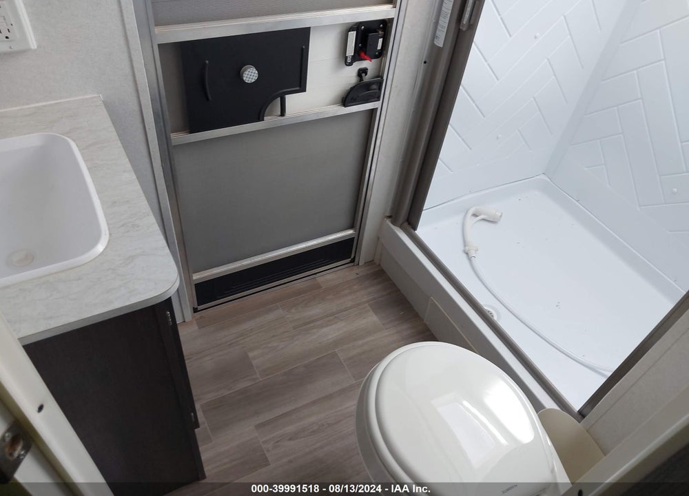 2019 FOREST RIVER WILDWOOD 26DBUD VIN: 4X4TWDB29KA266965