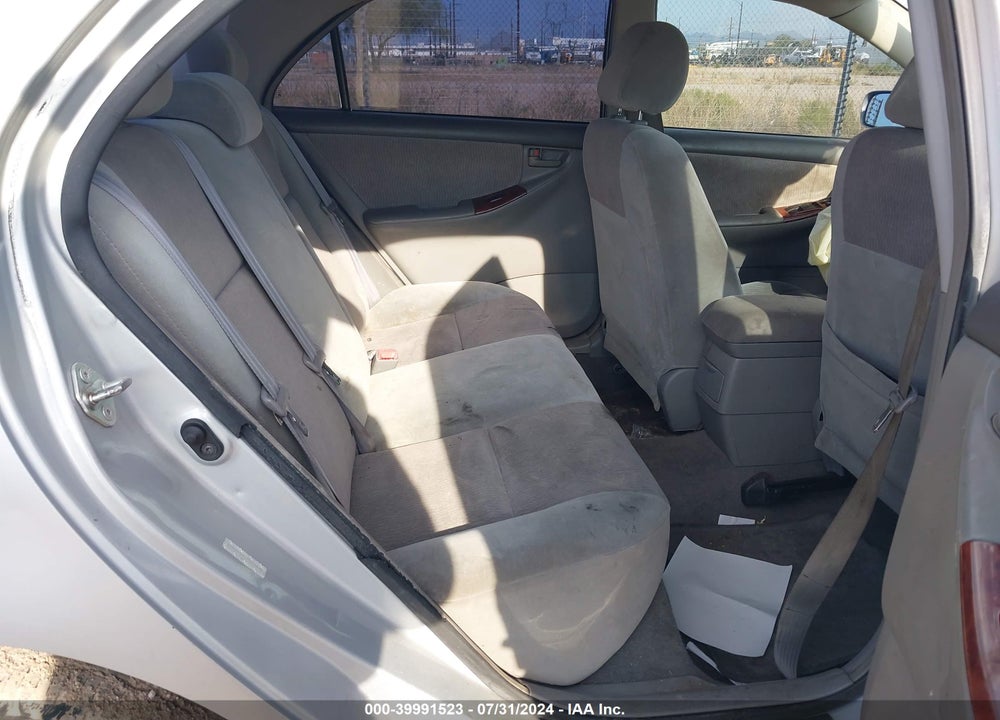 2007 TOYOTA COROLLA LE VIN: 1NXBR32E17Z823219