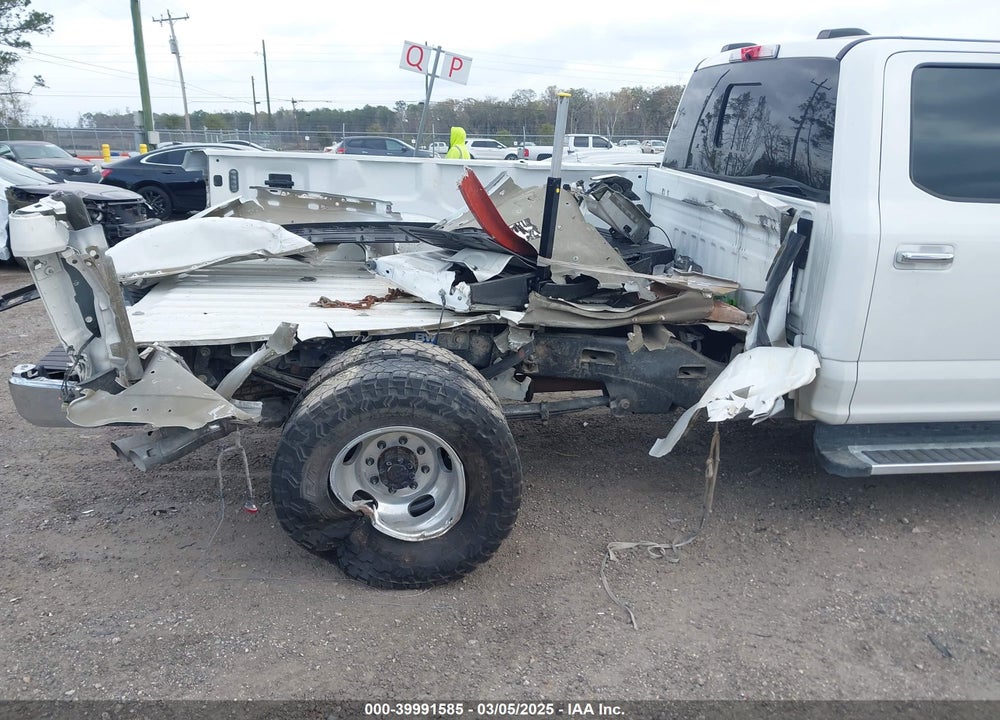 2022 FORD F-350 LARIAT VIN: 1FT8W3DT1NEG09079