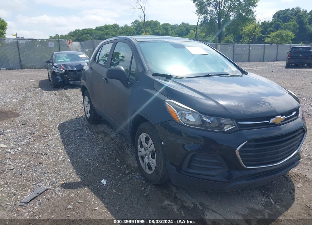 2017 CHEVROLET TRAX LS VIN: 3GNCJKSB7HL186632