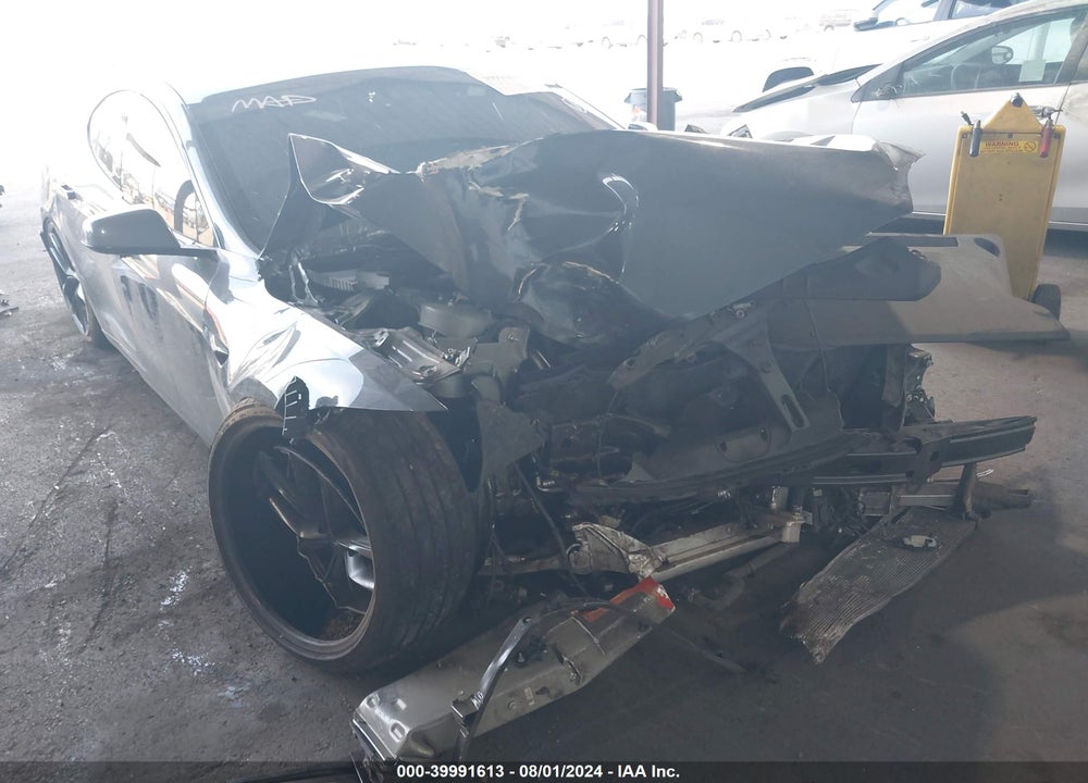 2020 TESLA MODEL S LONG RANGE DUAL MOTOR ALL-WHEEL DRIVE/LONG RANGE PLUS DUAL MOTOR ALL-WHEEL DRIVE VIN: 5YJSA1E2XLF397924
