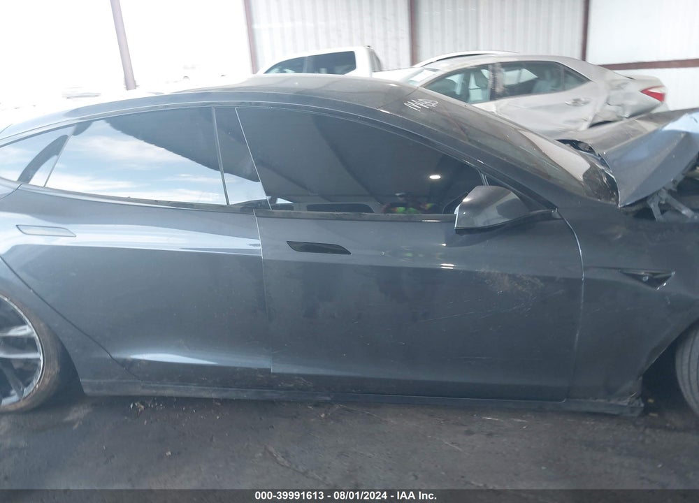 2020 TESLA MODEL S LONG RANGE DUAL MOTOR ALL-WHEEL DRIVE/LONG RANGE PLUS DUAL MOTOR ALL-WHEEL DRIVE VIN: 5YJSA1E2XLF397924