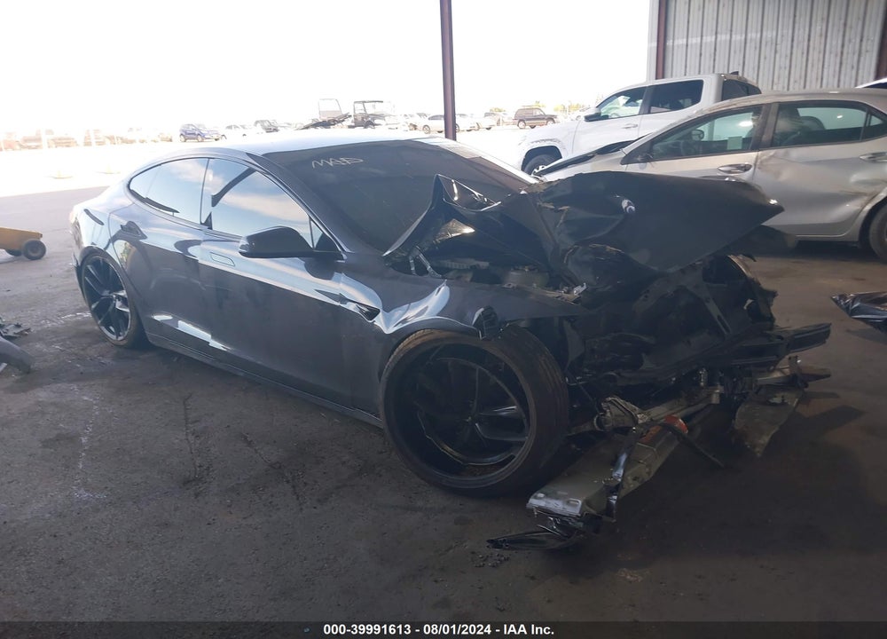 2020 TESLA MODEL S LONG RANGE DUAL MOTOR ALL-WHEEL DRIVE/LONG RANGE PLUS DUAL MOTOR ALL-WHEEL DRIVE VIN: 5YJSA1E2XLF397924