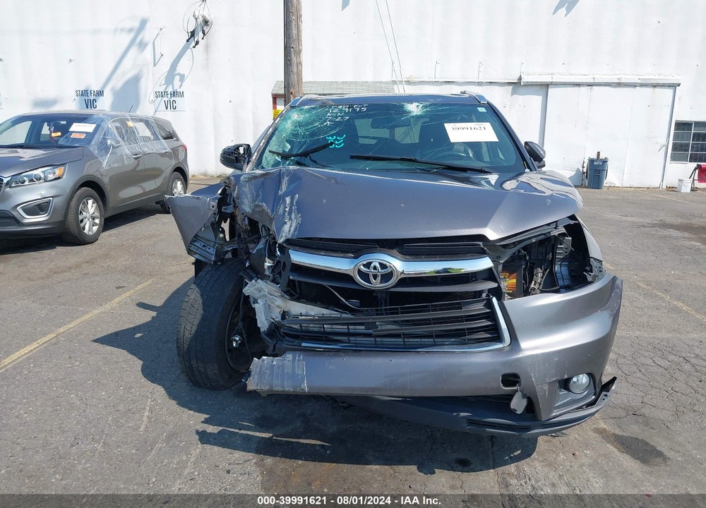 2015 TOYOTA HIGHLANDER XLE V6 VIN: 5TDJKRFH7FS192278