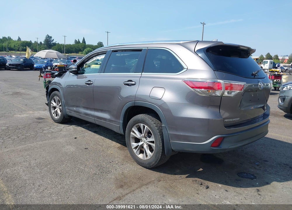 2015 TOYOTA HIGHLANDER XLE V6 VIN: 5TDJKRFH7FS192278