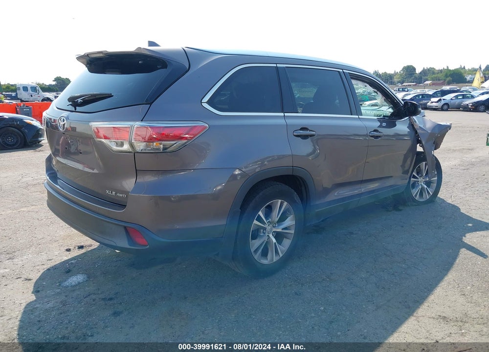 2015 TOYOTA HIGHLANDER XLE V6 VIN: 5TDJKRFH7FS192278