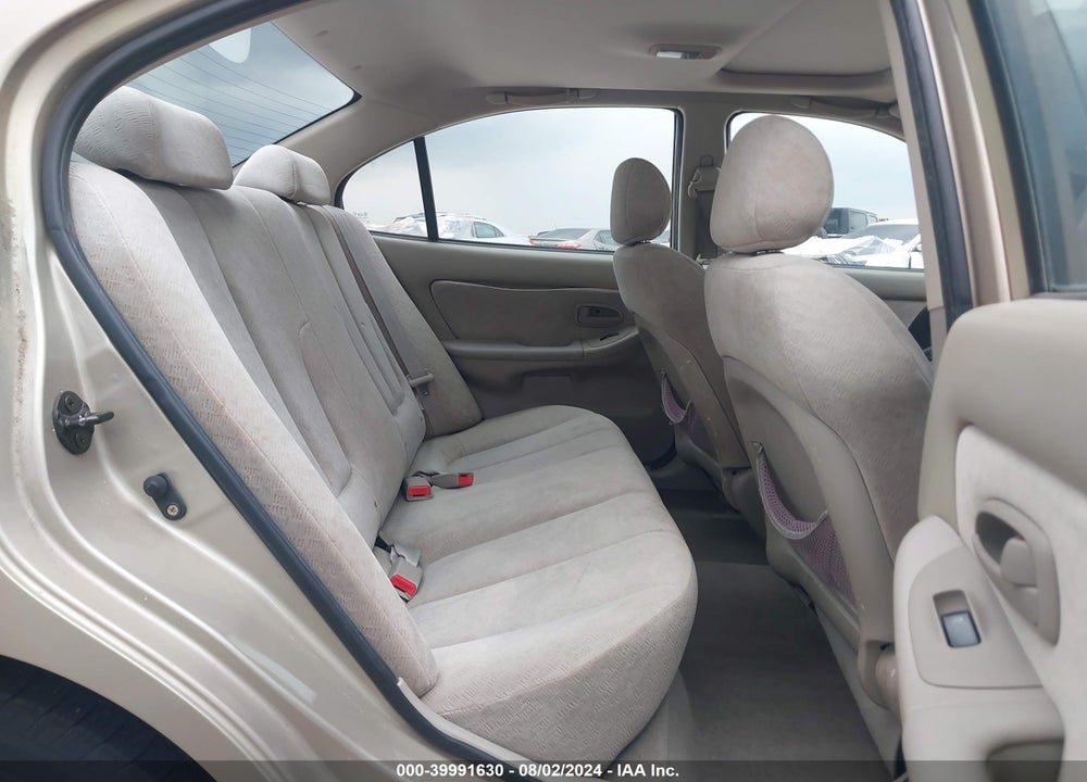 2005 HYUNDAI ELANTRA GLS/GT VIN: KMHDN46D45U049377