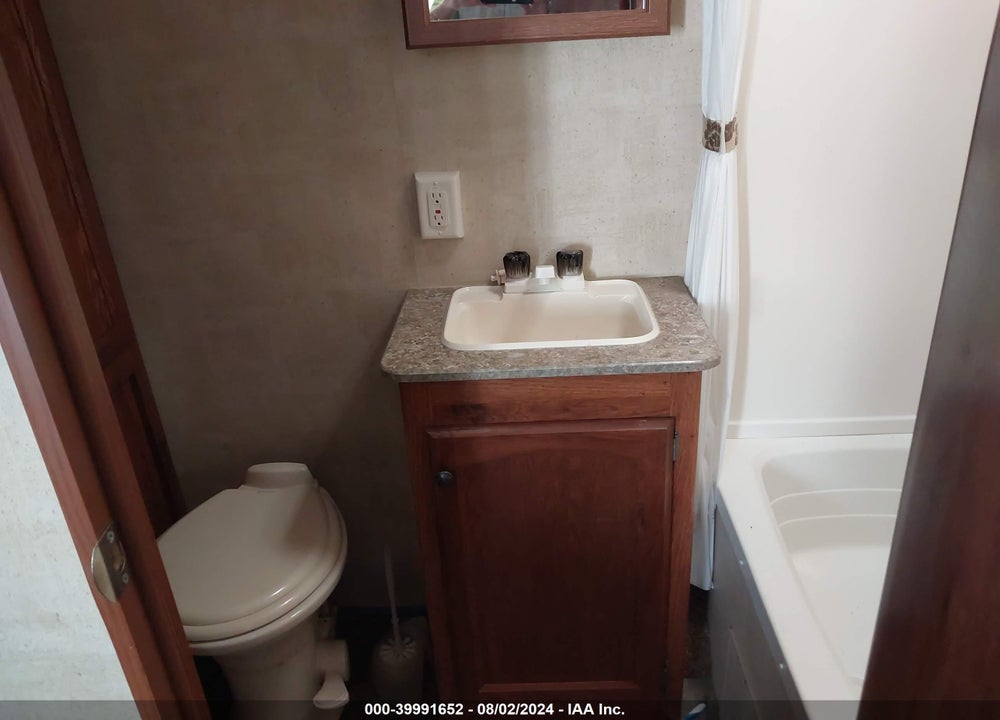 2013 KEYSTONE HIDEOUT VIN: 4YDT23R21D7204457