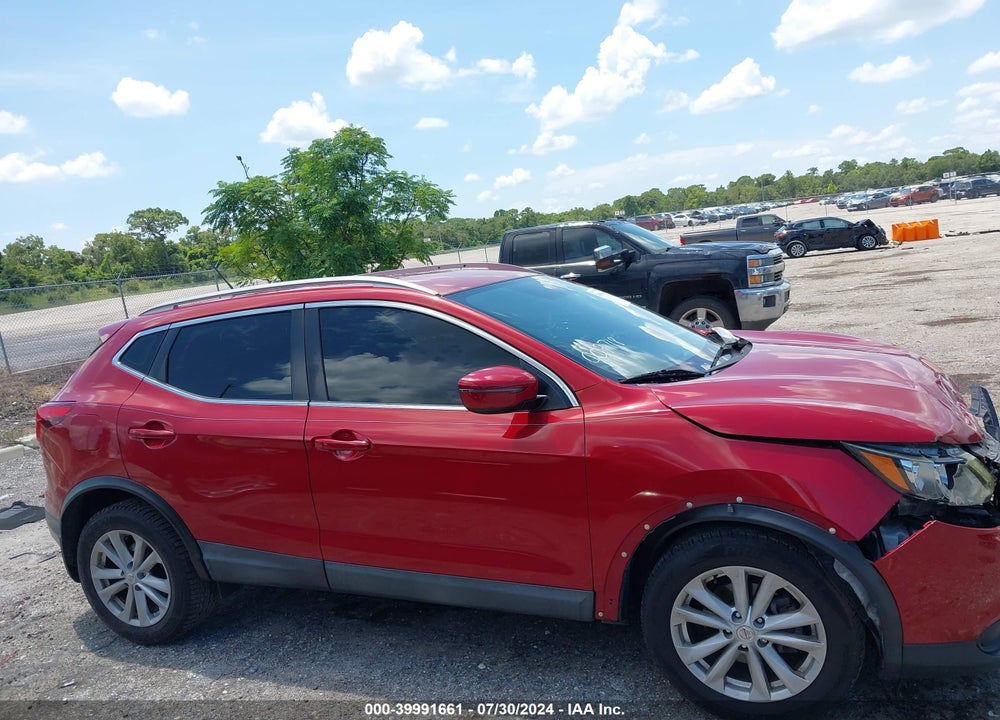 2017 NISSAN ROGUE SPORT VIN: JN1BJ1CP2HW009718