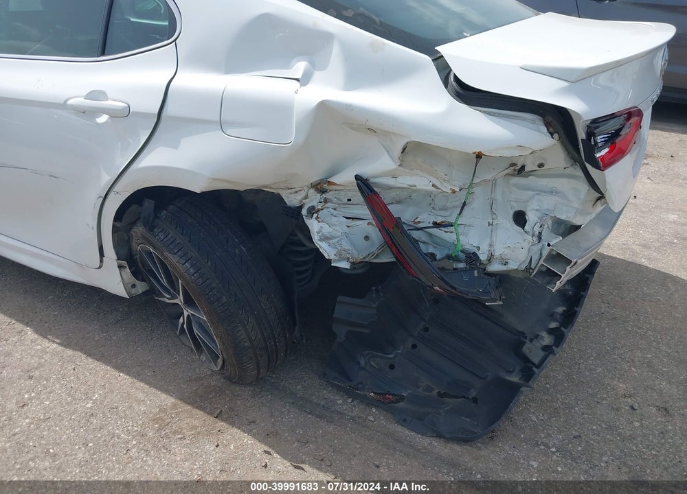 2021 TOYOTA CAMRY SE VIN: 4T1G11AK1MU520431