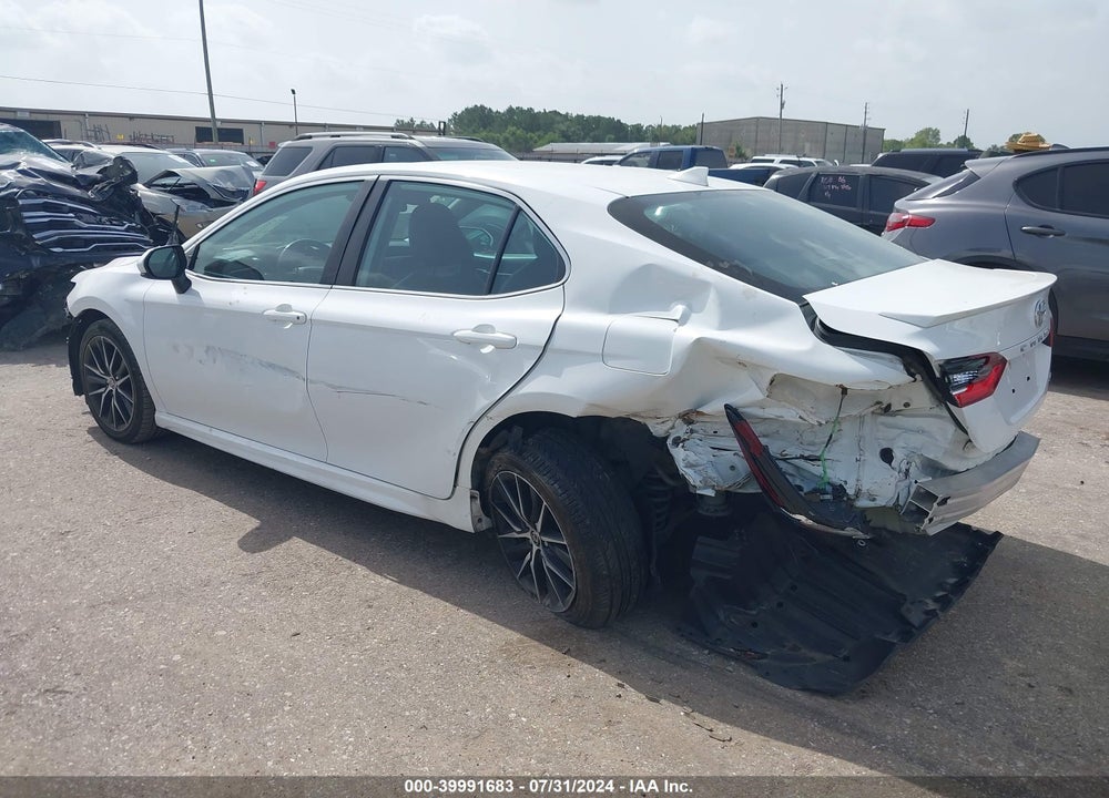 2021 TOYOTA CAMRY SE VIN: 4T1G11AK1MU520431