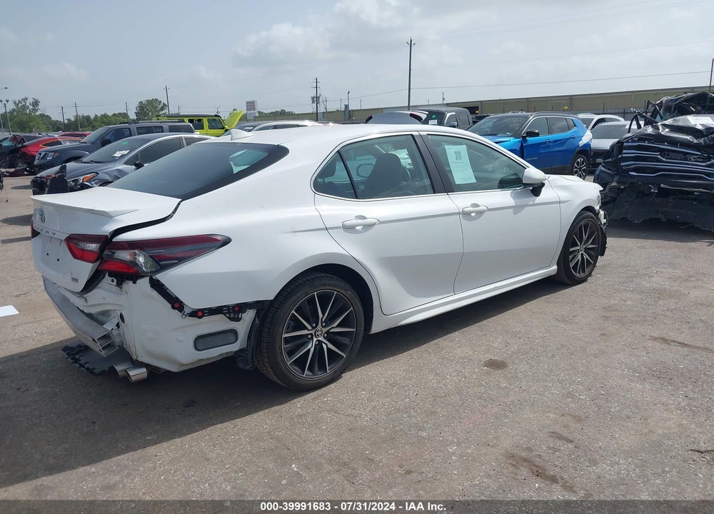 2021 TOYOTA CAMRY SE VIN: 4T1G11AK1MU520431