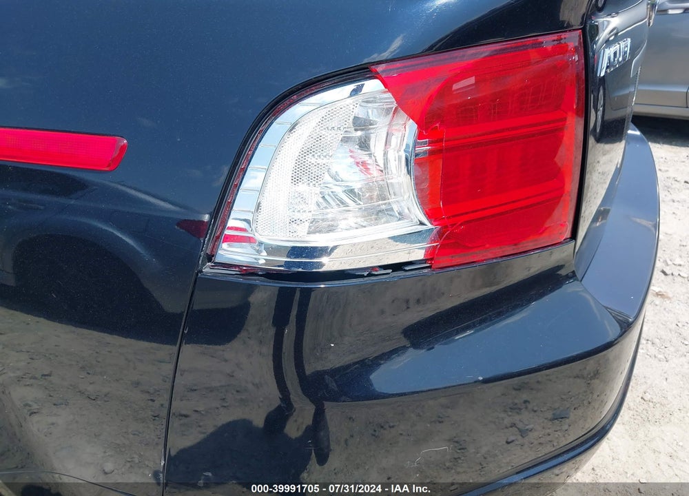 2005 ACURA TL VIN: 19UUA66215A008508