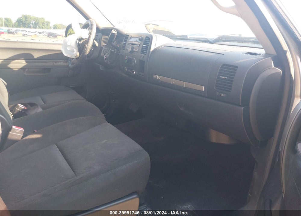 2013 GMC SIERRA 1500 SLE VIN: 3GTP1VE00DG106029