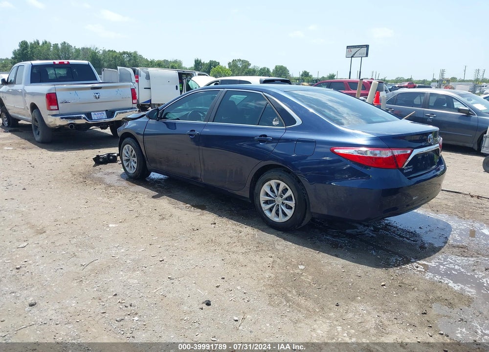 2015 TOYOTA CAMRY LE VIN: 4T4BF1FK2FR477084
