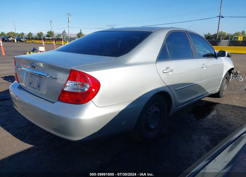 2002 TOYOTA CAMRY LE VIN: JTDBE32K320126804