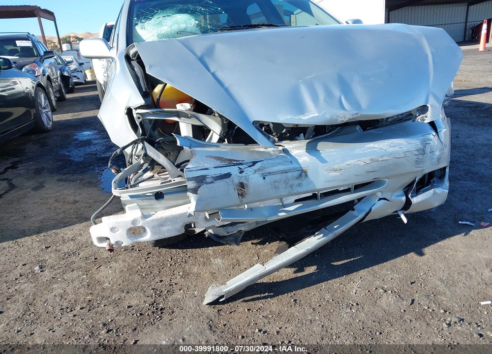 2002 TOYOTA CAMRY LE VIN: JTDBE32K320126804