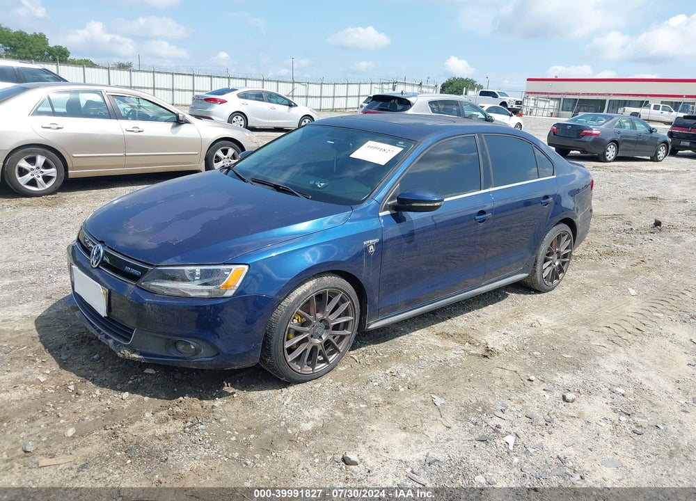 2013 VOLKSWAGEN JETTA HYBRID SEL VIN: 3VW637AJ7DM206188