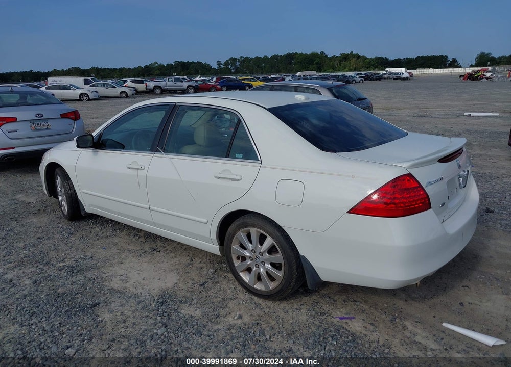 2007 HONDA ACCORD 3.0 EX VIN: 1HGCM66827A069604