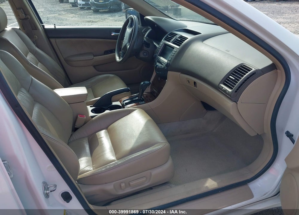2007 HONDA ACCORD 3.0 EX VIN: 1HGCM66827A069604
