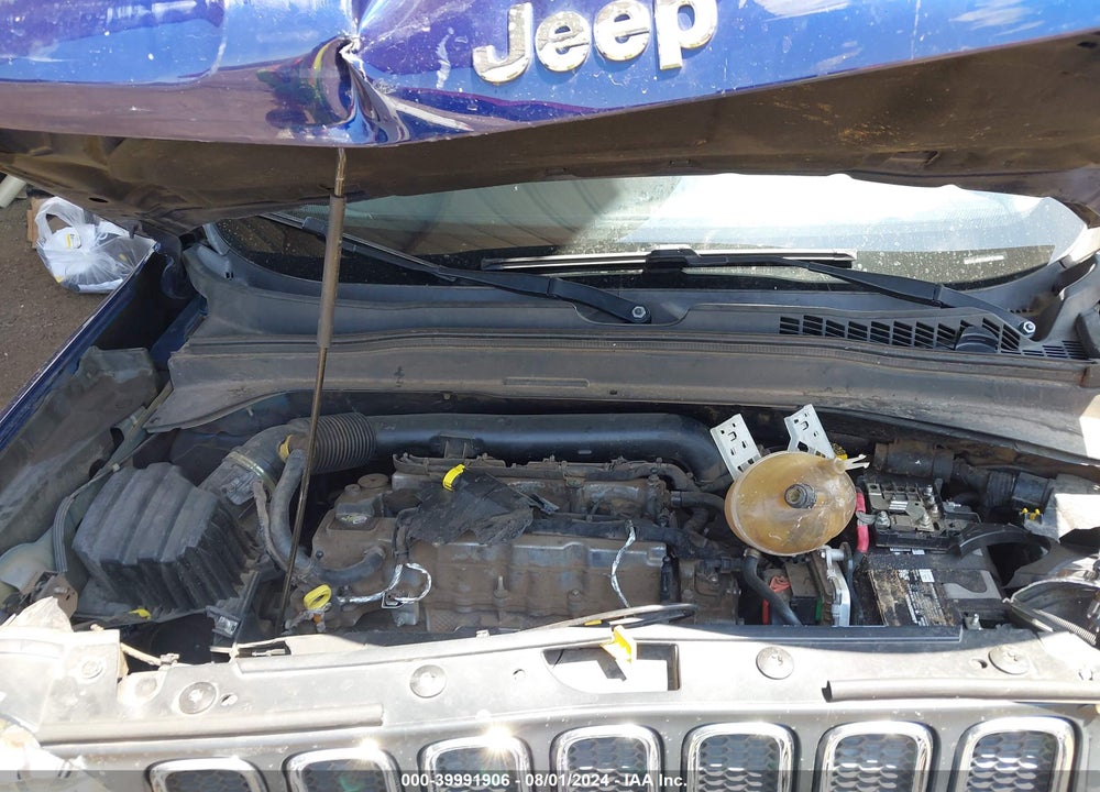 2016 JEEP RENEGADE LATITUDE VIN: ZACCJABT8GPD18959