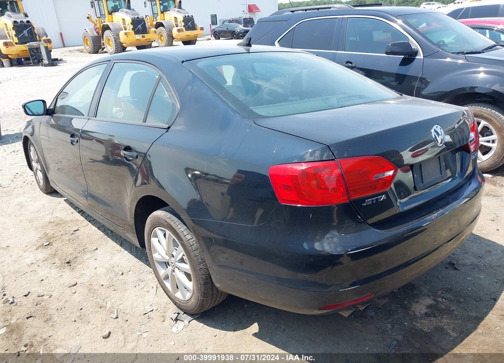 2011 VOLKSWAGEN JETTA 2.5L SE VIN: 3VWDZ7AJ3BM365289