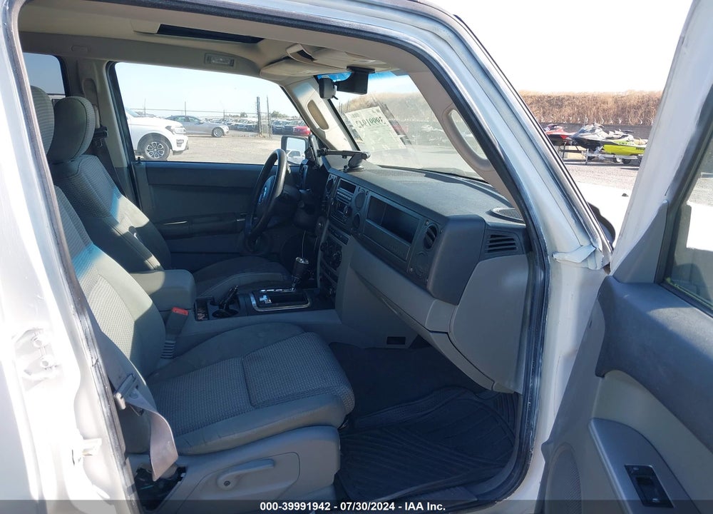 2006 JEEP COMMANDER VIN: 1J8HG48N96C156561