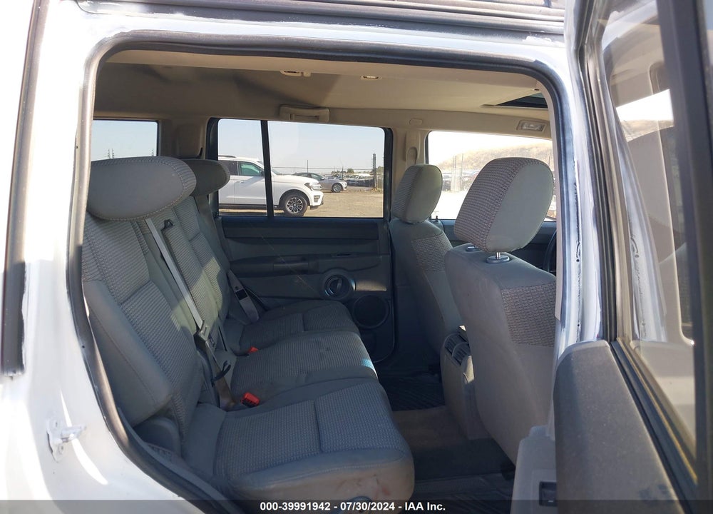 2006 JEEP COMMANDER VIN: 1J8HG48N96C156561