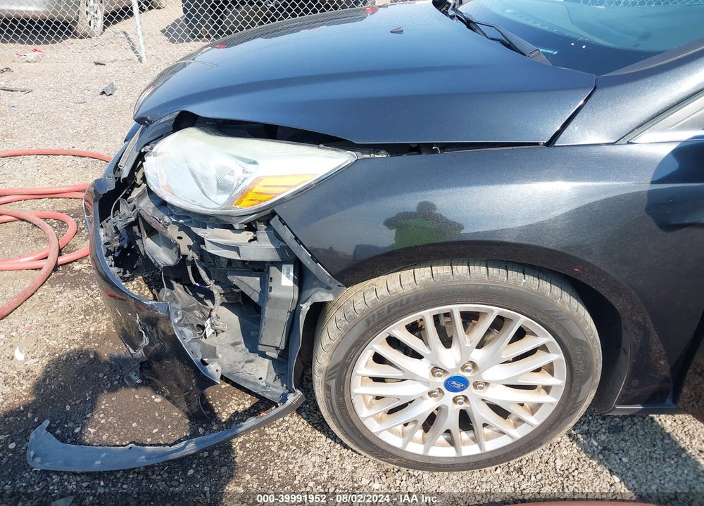 2012 FORD FOCUS SEL VIN: 1FAHP3H23CL367425