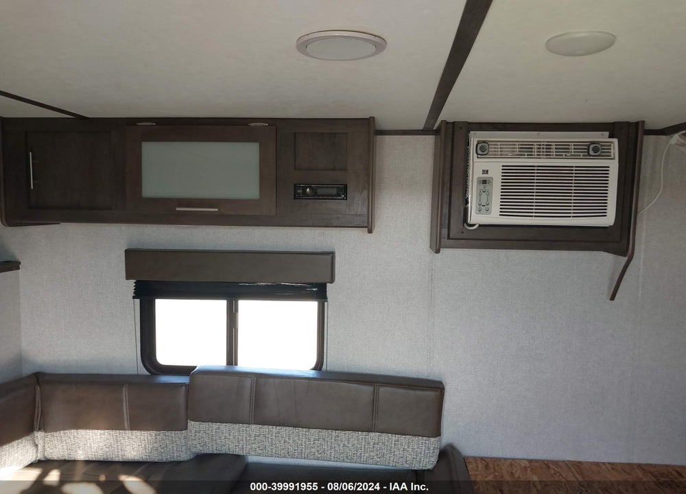 2021 COLEMAN BY DUTCHMAN LANTERN M-17B VIN: 4YDT17B17MH931477