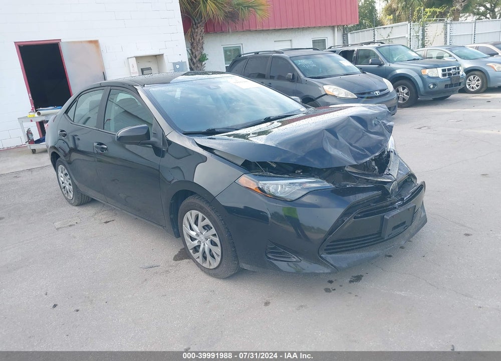 2019 TOYOTA COROLLA LE VIN: 2T1BURHE6KC236081