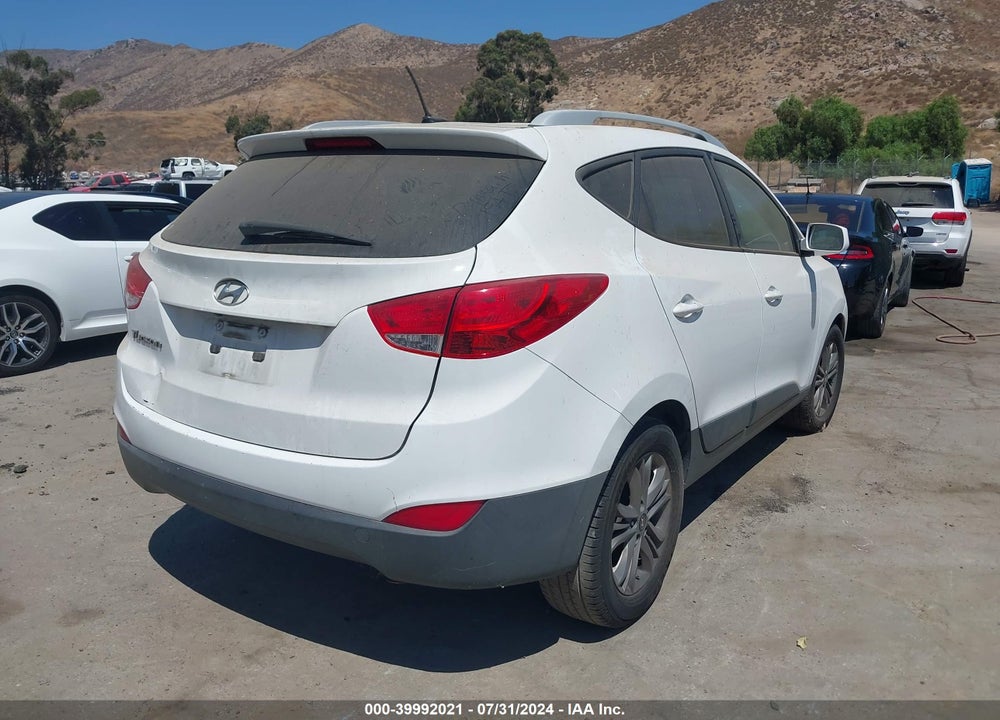 2015 HYUNDAI TUCSON SE VIN: KM8JU3AG0FU010756