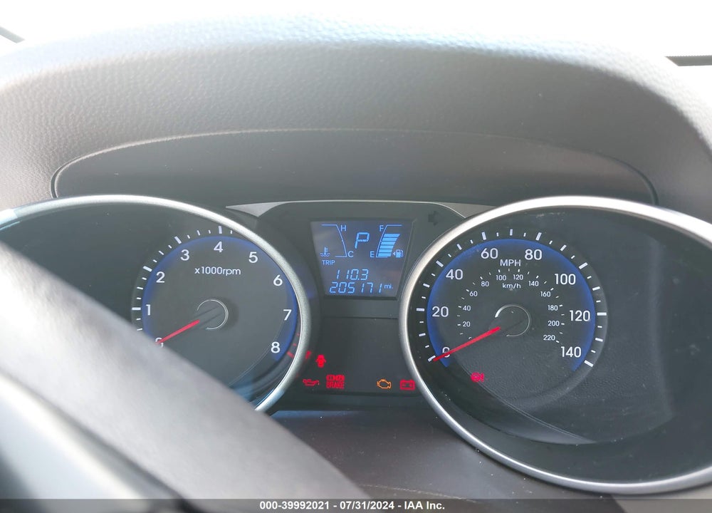 2015 HYUNDAI TUCSON SE VIN: KM8JU3AG0FU010756