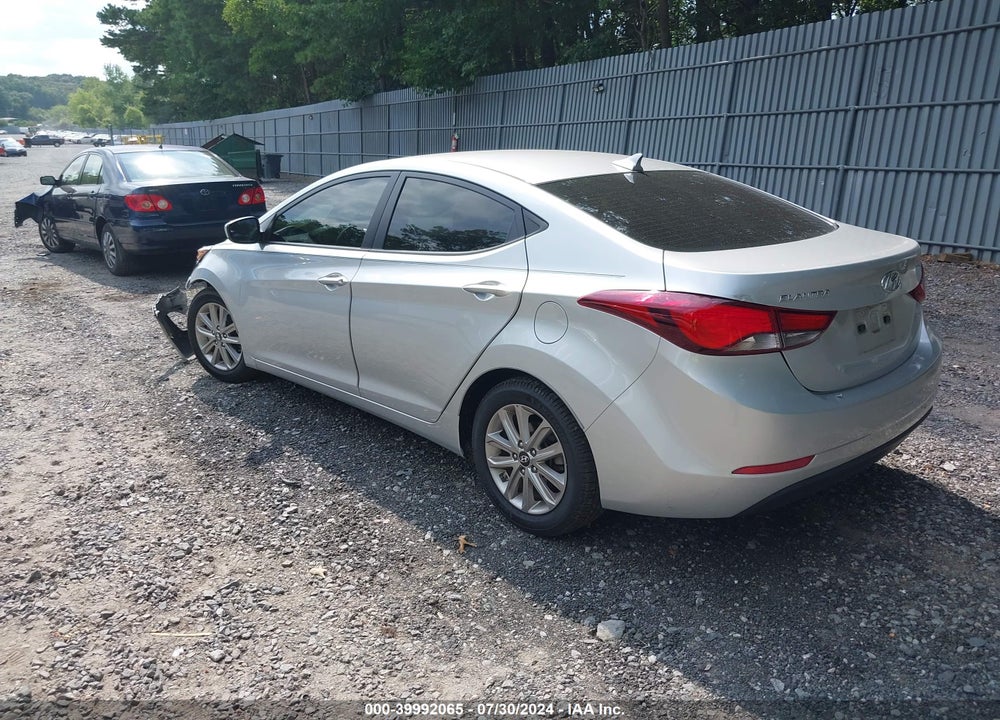 2015 HYUNDAI ELANTRA VIN: 5NPDH4AEXFH627974