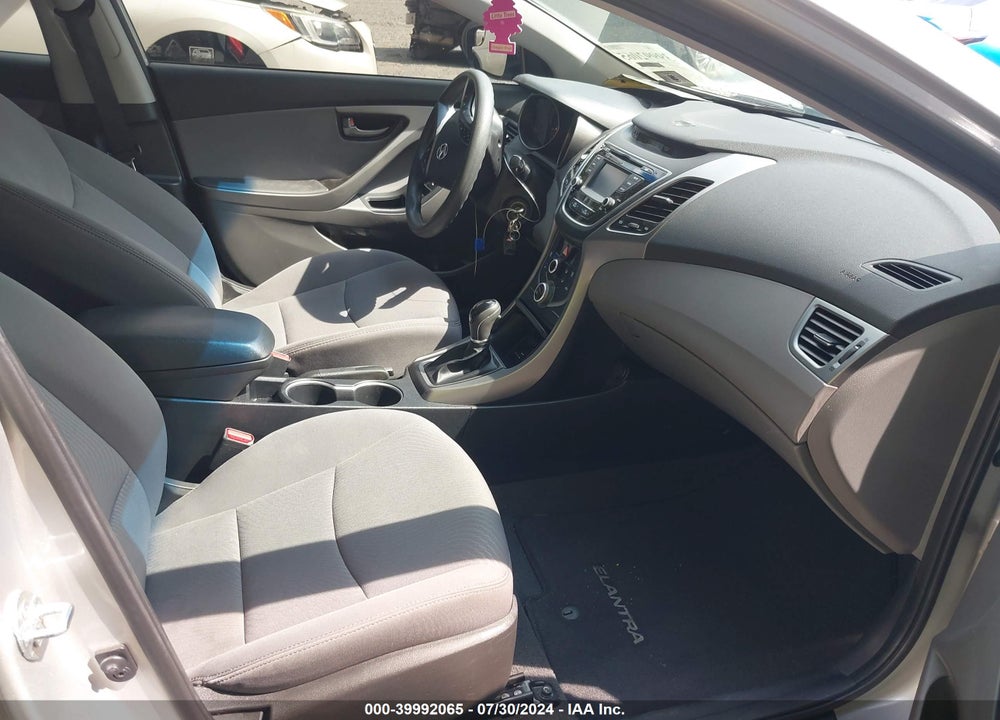 2015 HYUNDAI ELANTRA VIN: 5NPDH4AEXFH627974