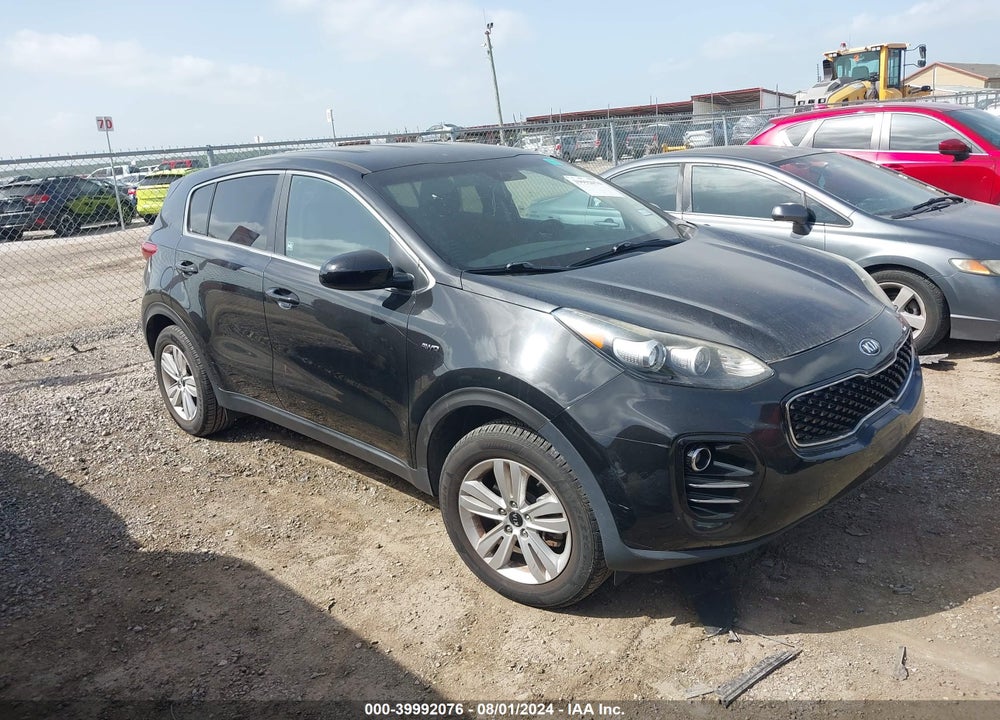 2018 KIA SPORTAGE LX VIN: KNDPMCAC2J7418808