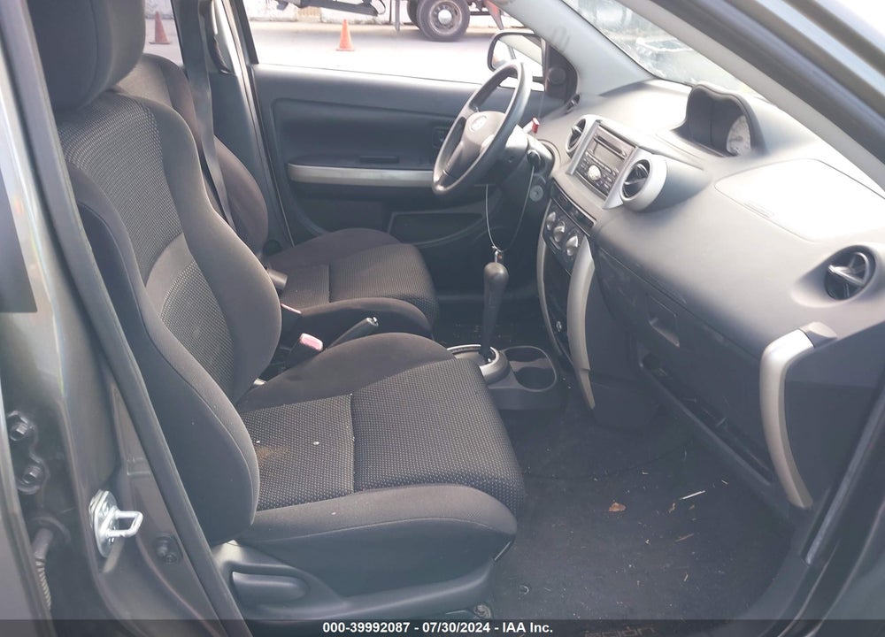 2005 SCION XA VIN: JTKKT624550115650