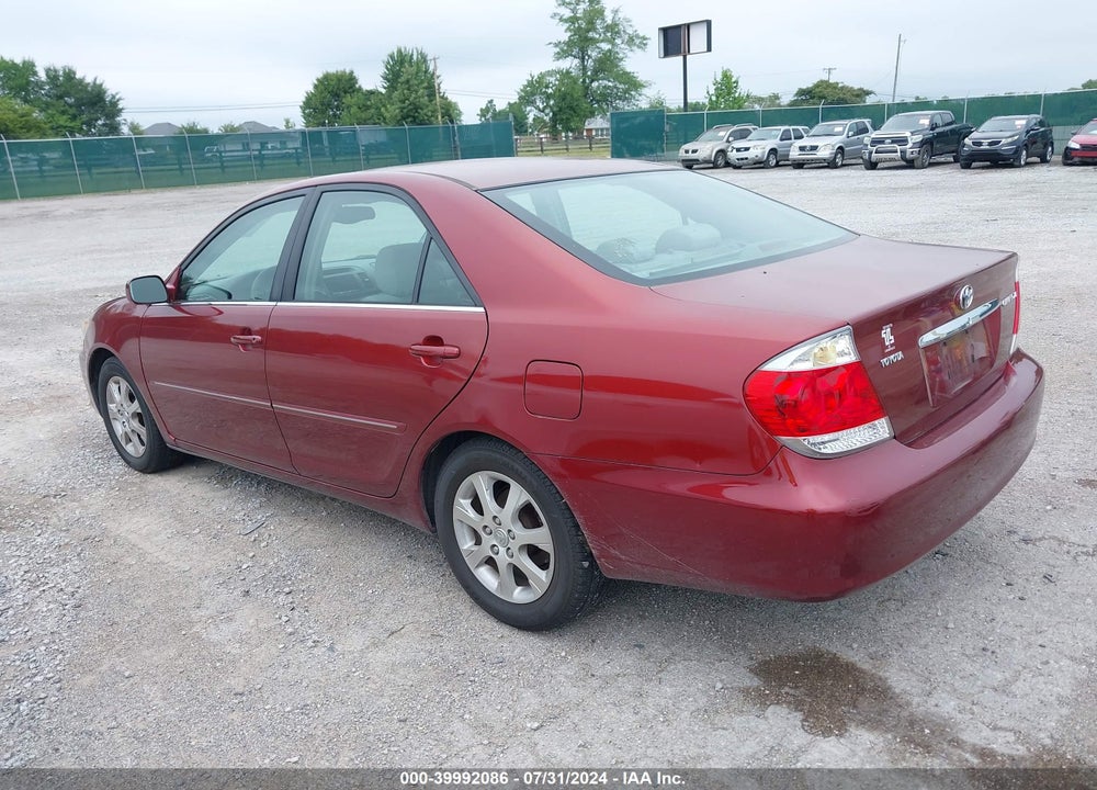 2005 TOYOTA CAMRY XLE VIN: 4T1BE32K15U401398