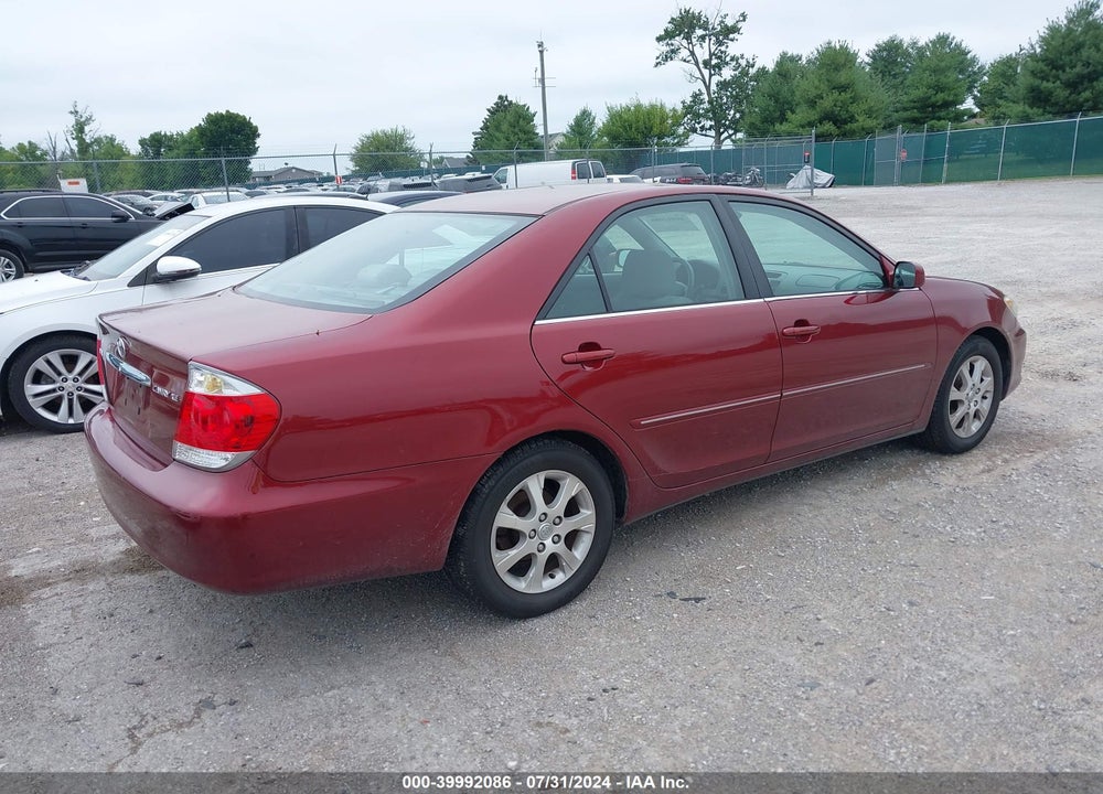 2005 TOYOTA CAMRY XLE VIN: 4T1BE32K15U401398