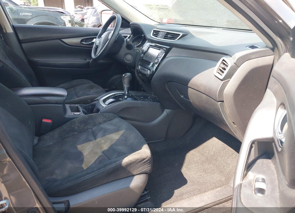 2016 NISSAN ROGUE SV VIN: 5N1AT2MVXGC923085