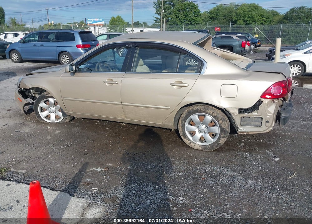 2008 KIA OPTIMA LX VIN: KNAGE123885221466