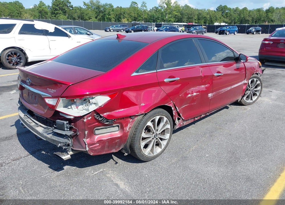 2014 HYUNDAI SONATA SE VIN: 5NPEC4AC6EH813138