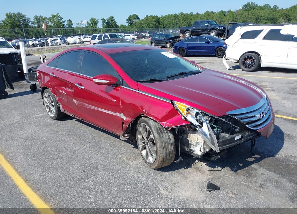 2014 HYUNDAI SONATA SE VIN: 5NPEC4AC6EH813138